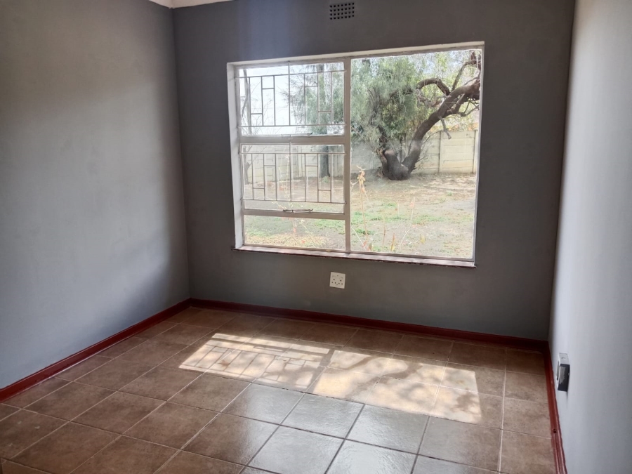 To Let 3 Bedroom Property for Rent in Riebeeckstad Free State